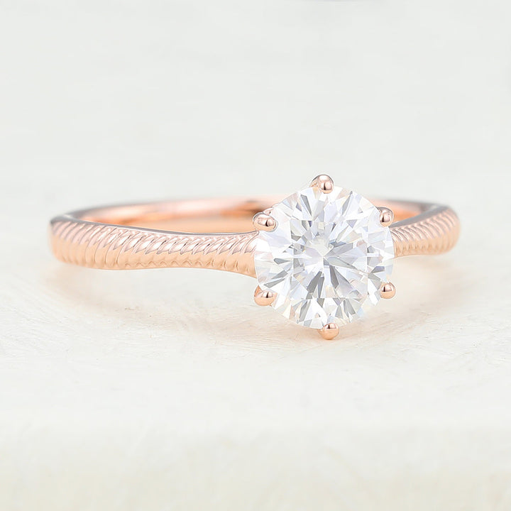 round-shaped-moissanite-solitaire-engagement-ring-2