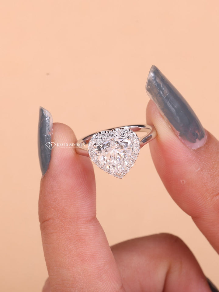 2.0CT-3.0CT Heart Shape Moissanite Halo Diamond Engagement Ring