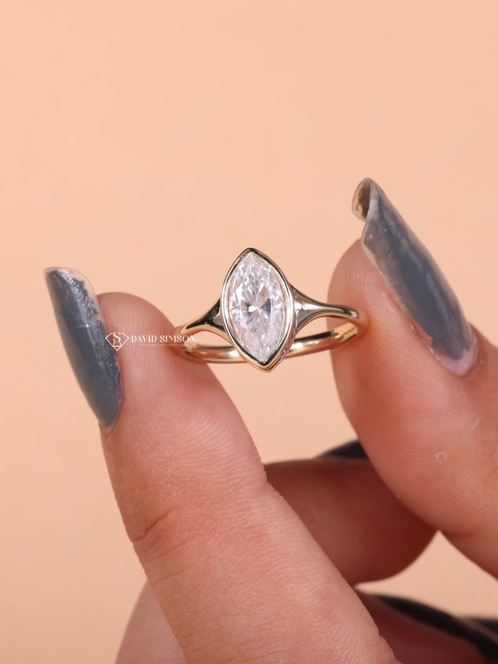 2.50CT-3.50CT Bezel Set Marquise Cut Moissanite Diamond Solitaire Engagement Ring