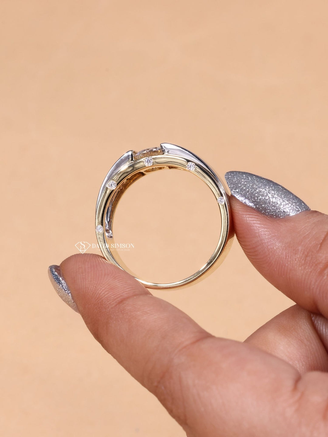 Round Cut Moissanite Diamond Unique Men's Wedding Ring