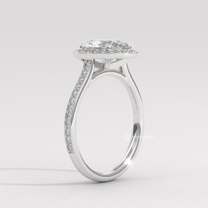 Oval modern diamond engagement ring, Oval traditional diamond engagement ring, Oval brilliant cut diamond engagement ring, Oval ideal cut diamond engagement ring, 