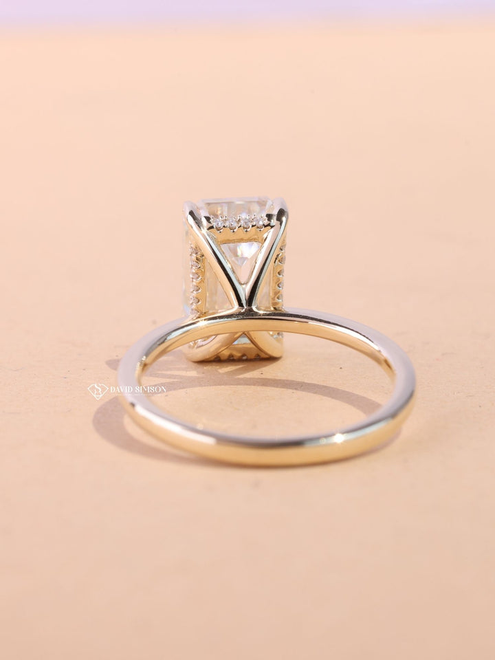 2.0CT-4.0CT Emerald Cut Moissanite Diamond Hidden Halo Engagement Ring