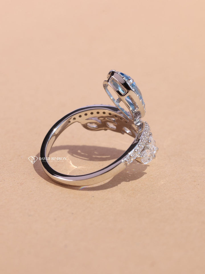1.0CT-2.0CT Blue Pear Cut Diamond Chevron Engagement Ring