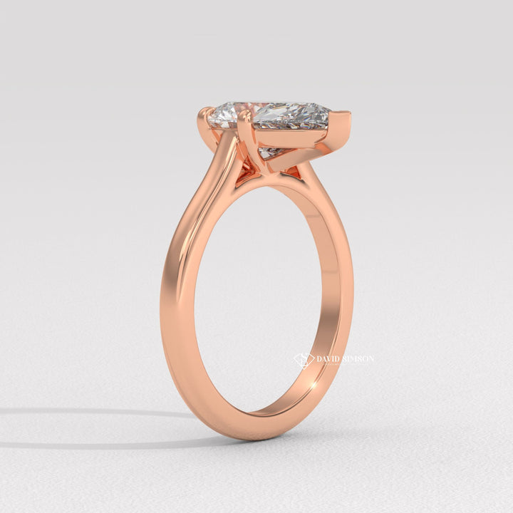 2.50CT-3.50CT Pear Moissanite Solitaire Diamond Engagement Ring for Women