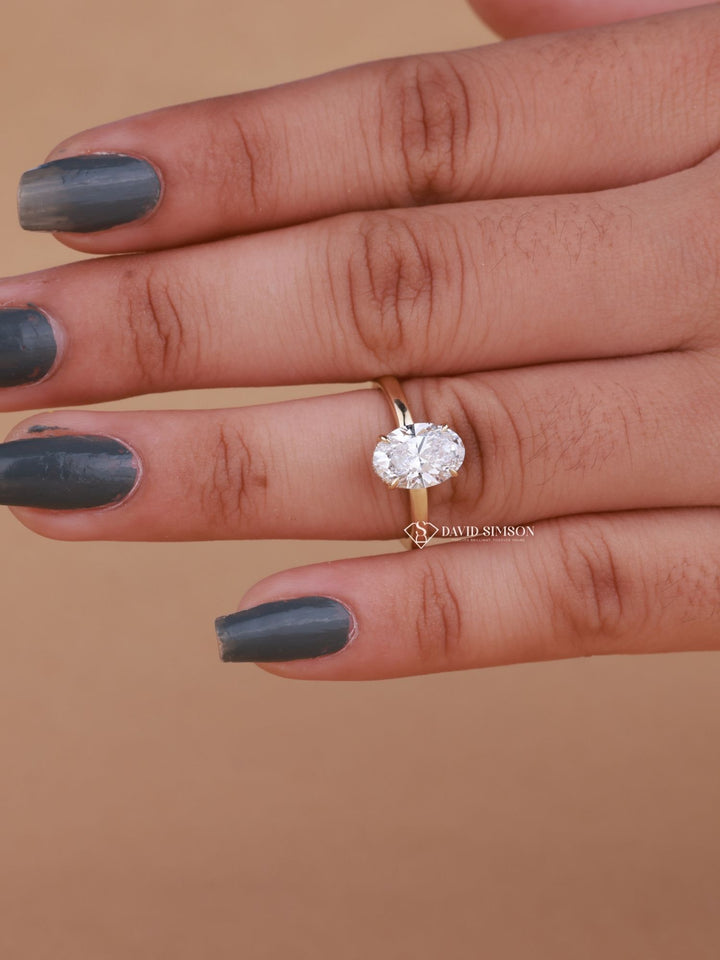 2.50CT-3.50CT Oval Cut Moissanite Hidden Halo Diamond Engagement Ring