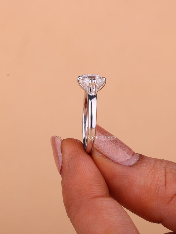 1.50CT-2.50CT Asscher Cut Moissanite Solitaire Diamond Engagement Ring