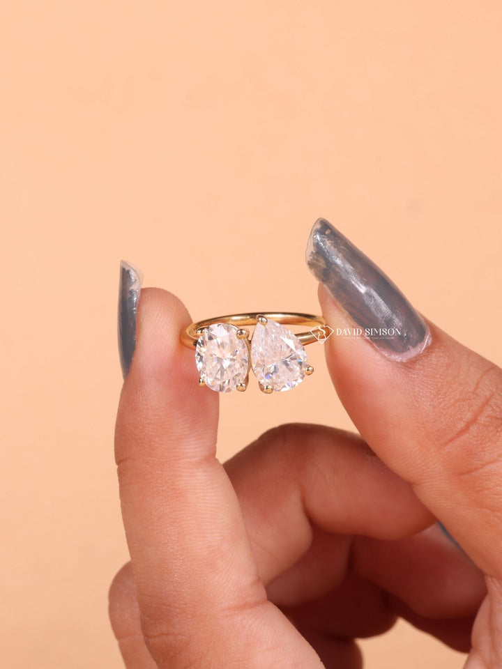 2.0CT Oval &amp; 2.0CT Pear Cut Moissanite Diamond Two Stone Engagement Ring
