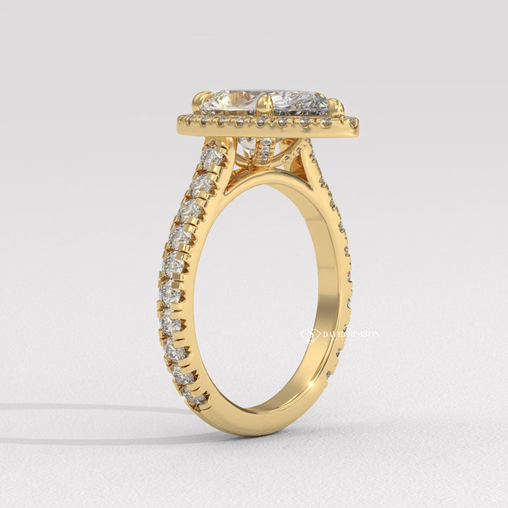 1.0CT-2.0CT Pear Moissanite Halo Diamond Engagement Ring