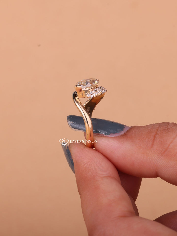 2.50CT-3.50CT Yellow Marquise Cut Moissanite Diamond Unique Engagement Ring