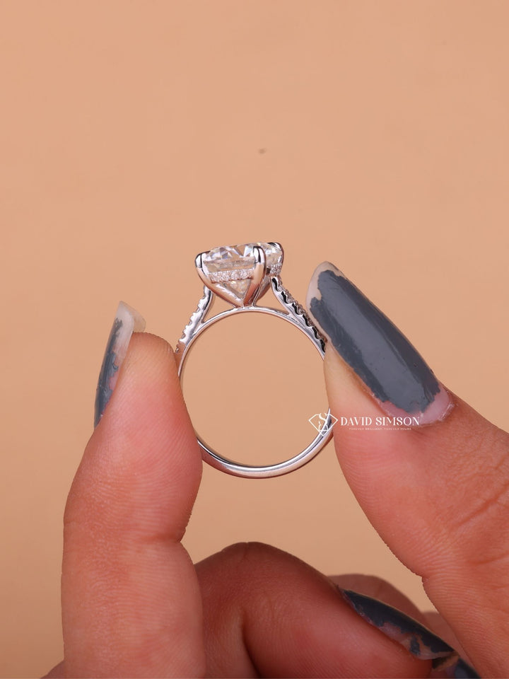 2.50CT-3.50CT Round Cut Moissanite Diamond Hidden Halo Engagement Ring