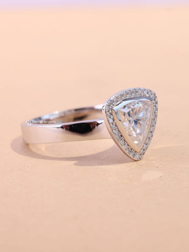 1.0CT-2.0CT Trillian Cut Moissanite Diamond Bezel Set Halo Engagement Ring