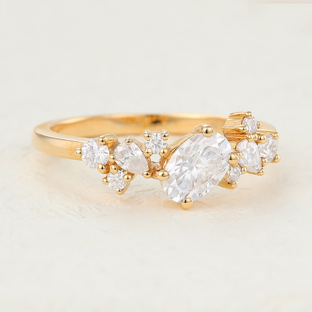 oval-shaped-moissanite-cluster-engagement-ring-4