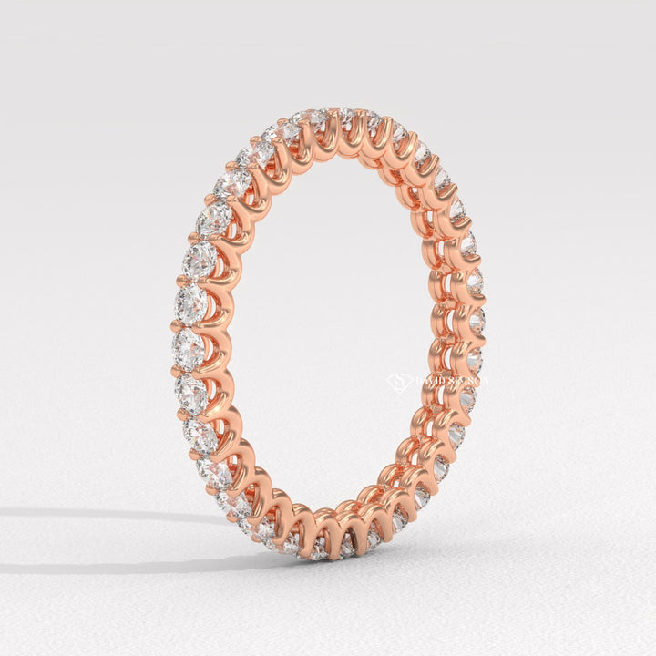 Moissanite Wedding Band
Diamond Alternative
Lab Created Diamond
VVS Moissanite