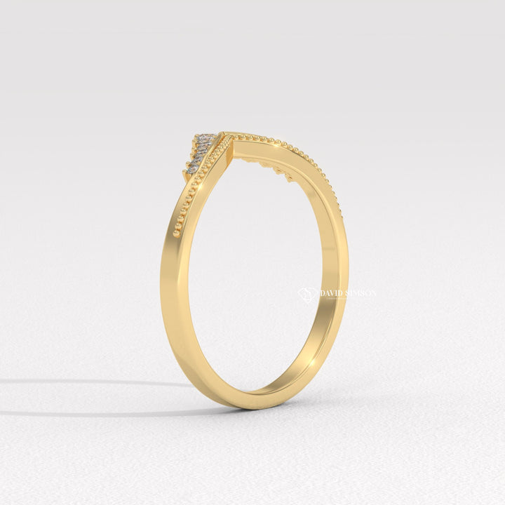 Art Deco Wedding Ring
Contoured Wedding Ring
Curved Moissanite Band