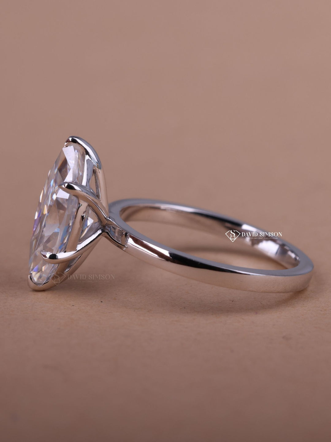 1.0CT-2.0CT Marquise Cut Moissanite Diamond Solitaire Engagement Ring