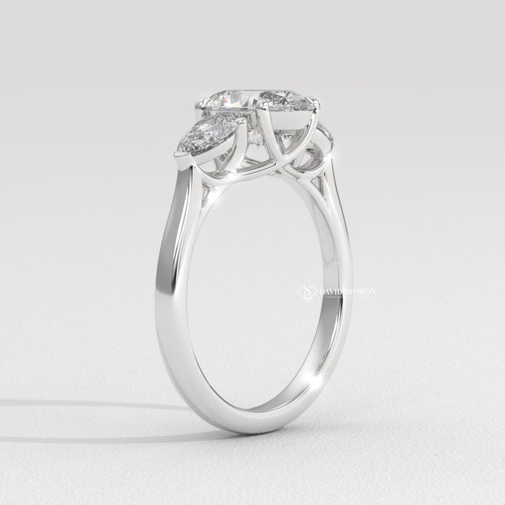 1.50CT-2.50CT Three Stone Oval Moissanite Diamond Engagement Ring