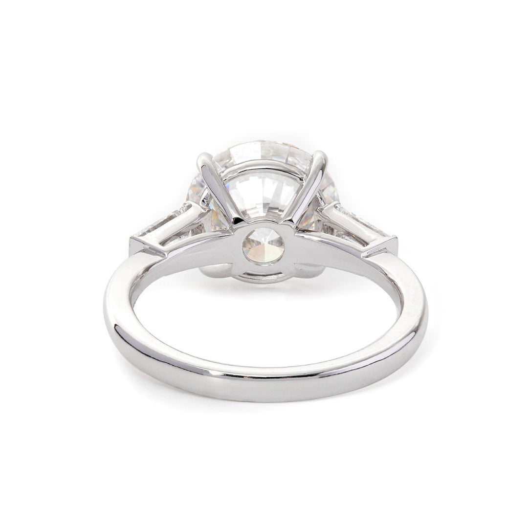  Timeless OEC Trilogy Setting26. 5 Carat Vintage Diamond Goals27. Modern Vintage Round Engagement Ring
