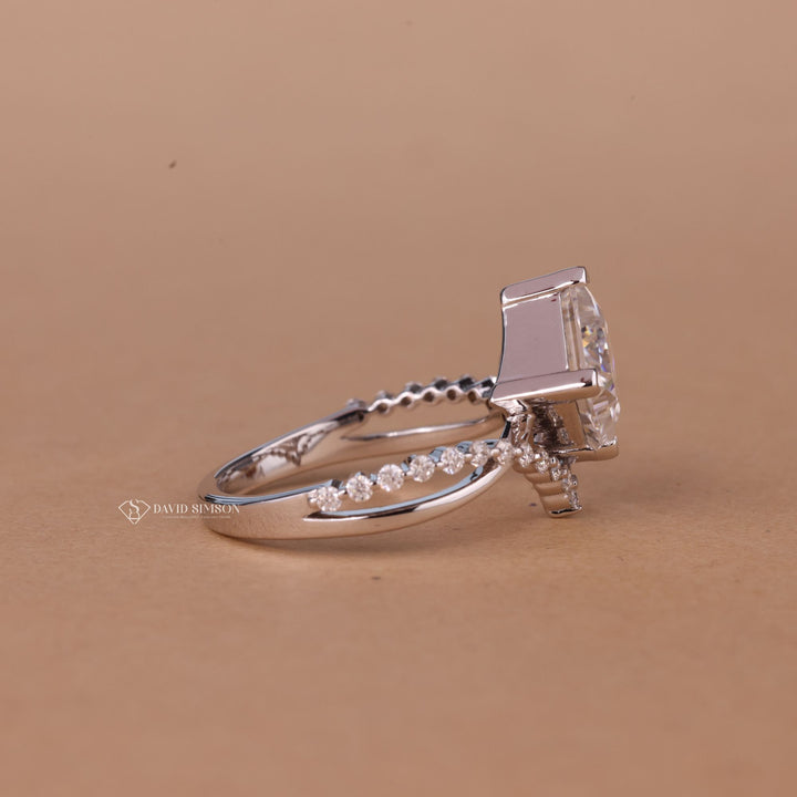 Sustainable Engagement Ring
Romantic Infinity Gift
Eco-Friendly Diamond
Birthday Gift for Wife
Luxury Moissanite Gift
Statement Wedding Ring