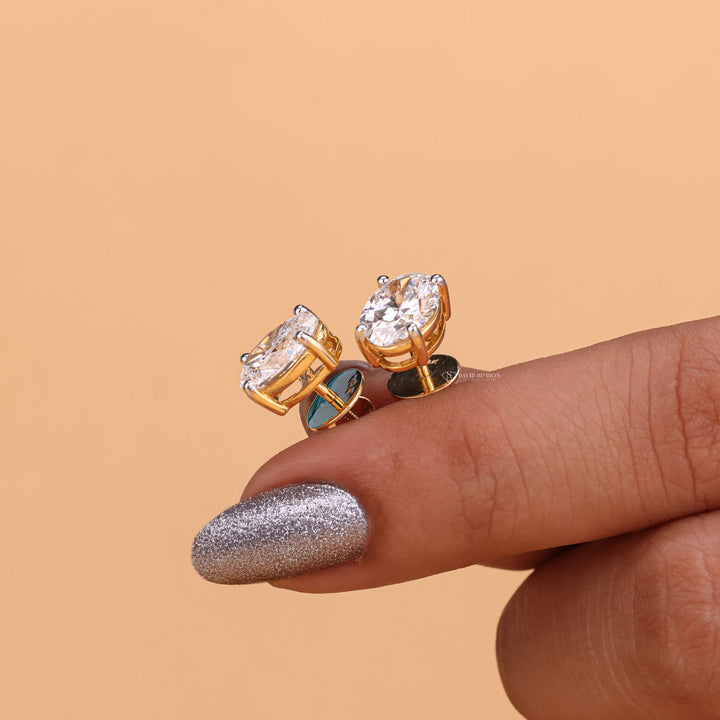 Luxury Jewelry Gift for Women
Sustainable Fine Jewelry
Birthday Gift Earrings for Her
Classic Everyday Diamond Studs
Moissanite Jewelry for Bridesmaids