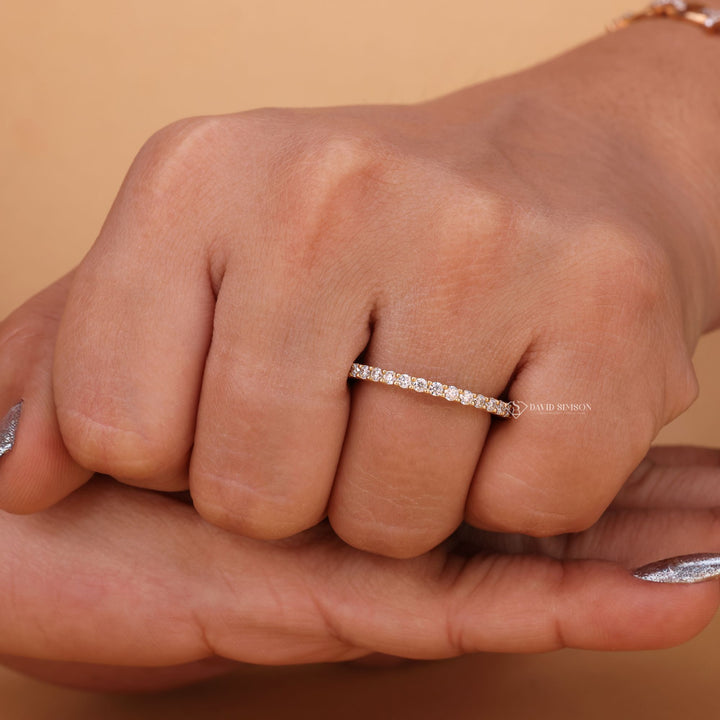 Round Moissanite Jewelry
Eternity Stacking Ring
Classic Wedding Band
14k Moissanite Band

