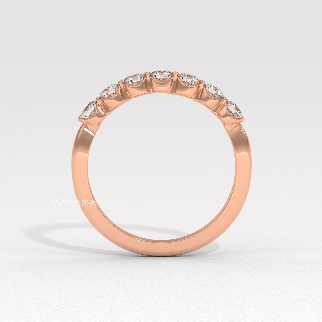 Diamond Alternative
Lab Created Diamonds
VVS Moissanite
Colorless Moissanite