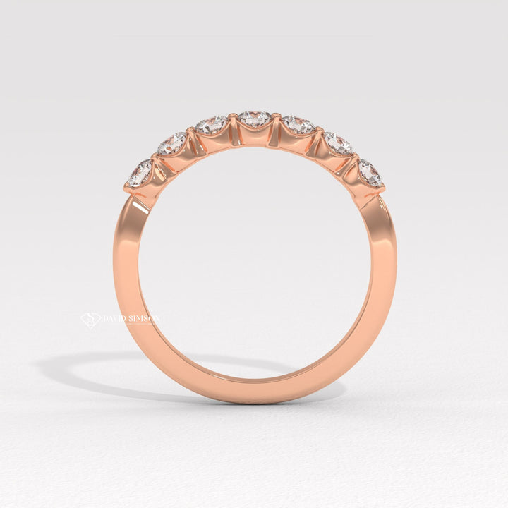 Diamond Alternative
Lab Created Diamonds
VVS Moissanite
Colorless Moissanite