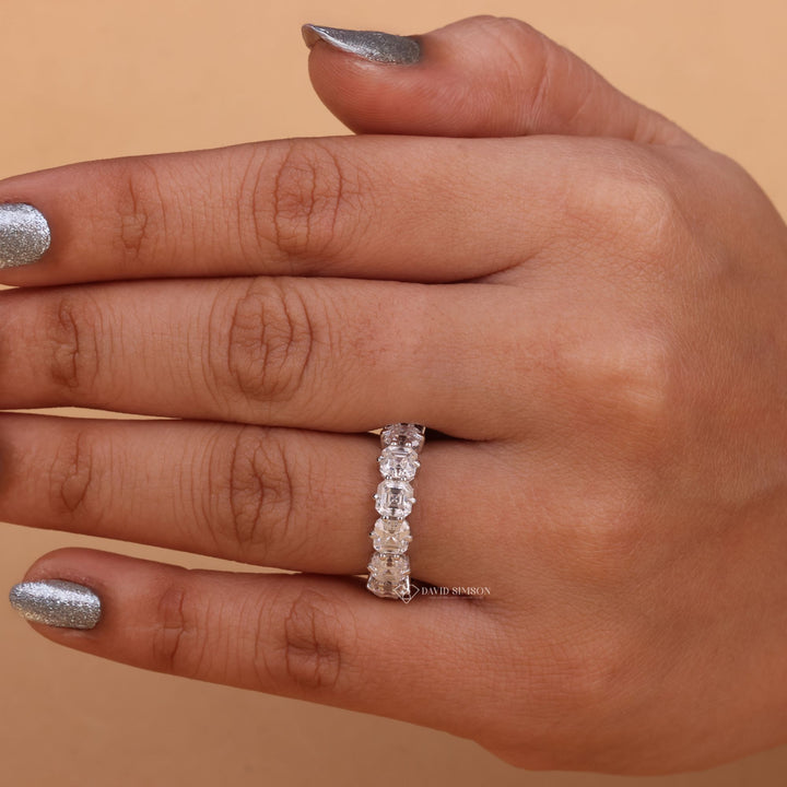 Asscher Cut Diamond Simulant
Moissanite Eternity Wedding Band
Step Cut Moissanite Ring

