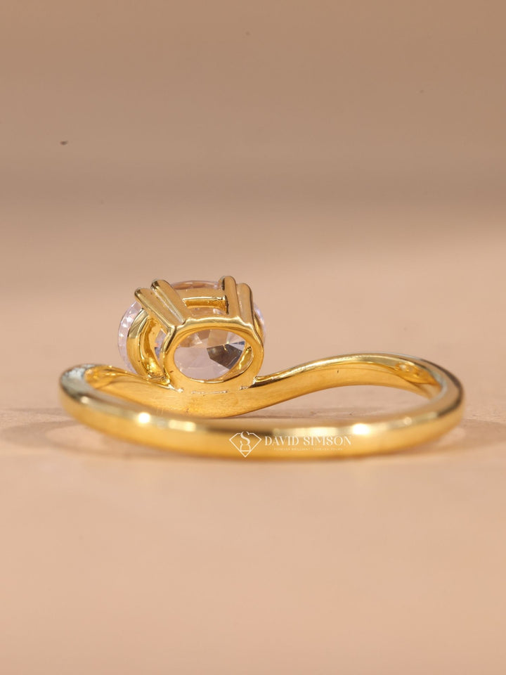 Lab Diamond Alternative
VVS1 Moissanite Ring
DEF Colorless Moissanite