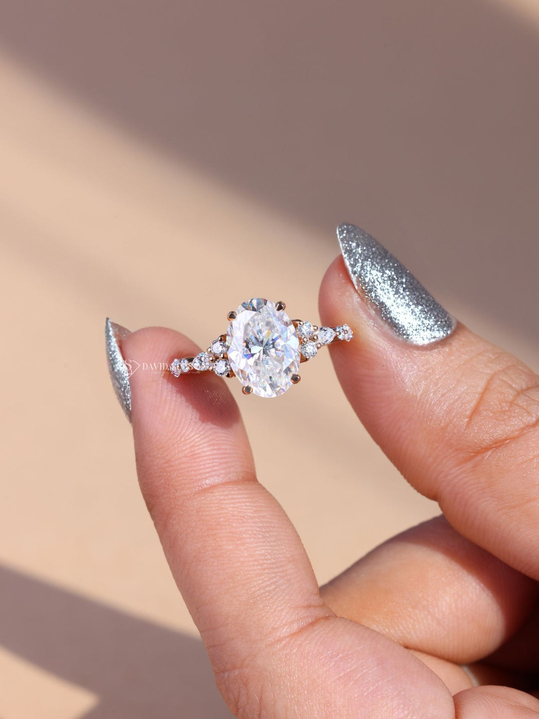 Whimsical engagement ring, Chic engagement ring, Glamorous engagement ring, Sophisticated engagement ring, Trendy engagement ring, 