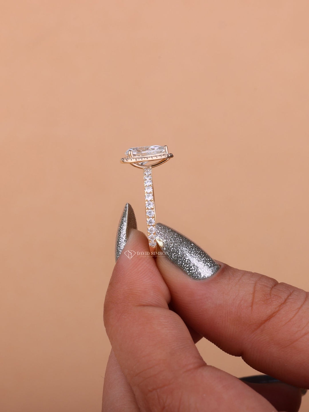 Elegant engagement ring, Whimsical engagement ring, Chic engagement ring, Glamorous engagement ring, Sophisticated engagement ring, Trendy engagement ring, Fashionable engagement ring, Versatile engagement ring, 