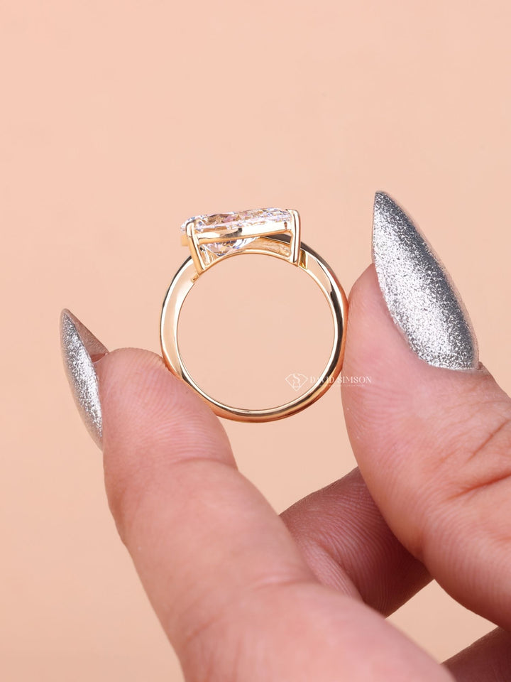 East-West ring in 14K gold, Buy oval East-West diamond ring, Emerald cut East-West diamond ring, Exclusive East-West diamond rings, GIA certified East-West rings,