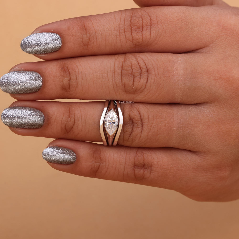 Horizontal Marquise Ring
Unique Engagement Ring
Marquise East West
Double Plain Band

