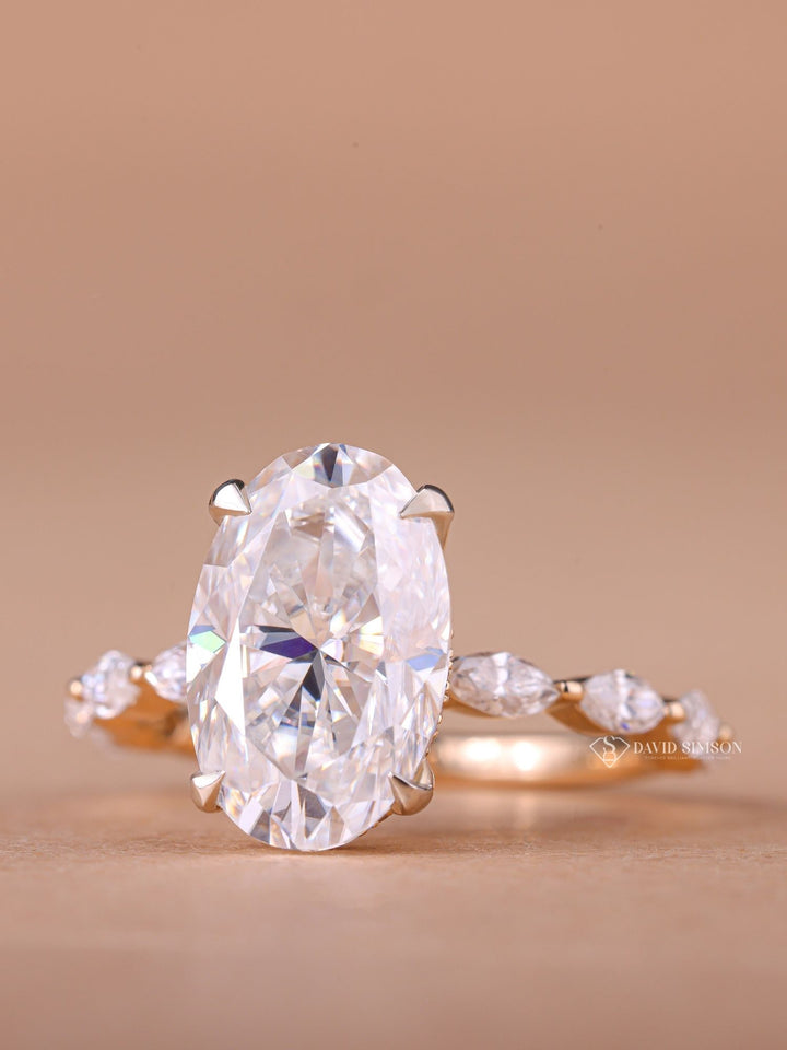 Whimsical engagement ring, Chic engagement ring, Glamorous engagement ring, Sophisticated engagement ring, Trendy engagement ring, Fashionable engagement ring, Versatile engagement ring, Ethical engagement ring,