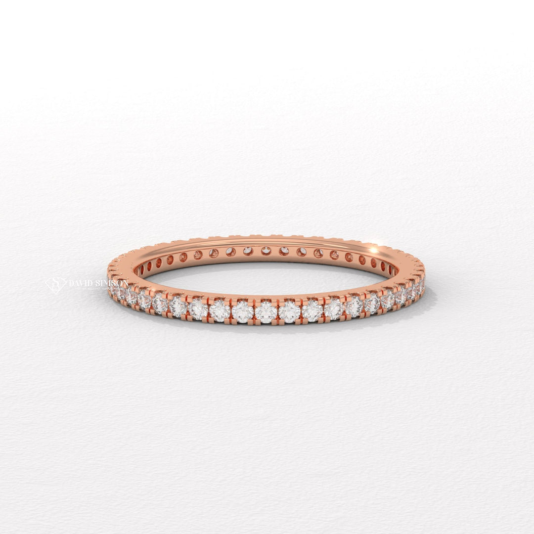 CustomEngravedRing
JewelryCollection
EngagementSeason
DazzlingBand
WeddingSeason