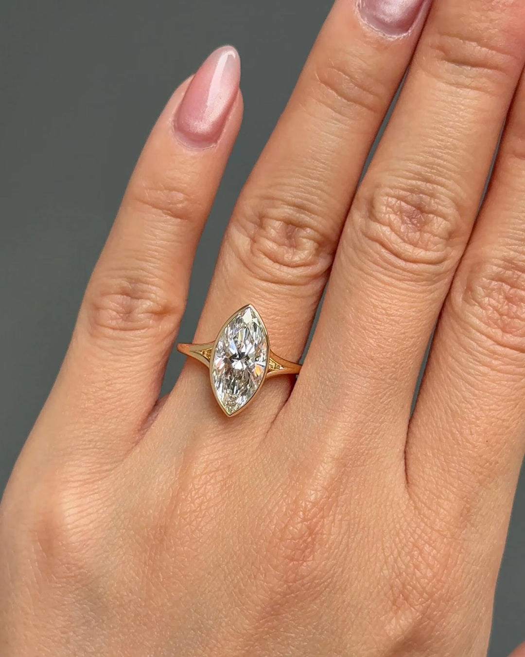 Marquise Cut Bridal
Platinum Split Shank
14k Gold Bezel Ring
White Gold Marquise
Low Profile Engagement
Geometric Diamond Ring
Conflict Free Diamond
