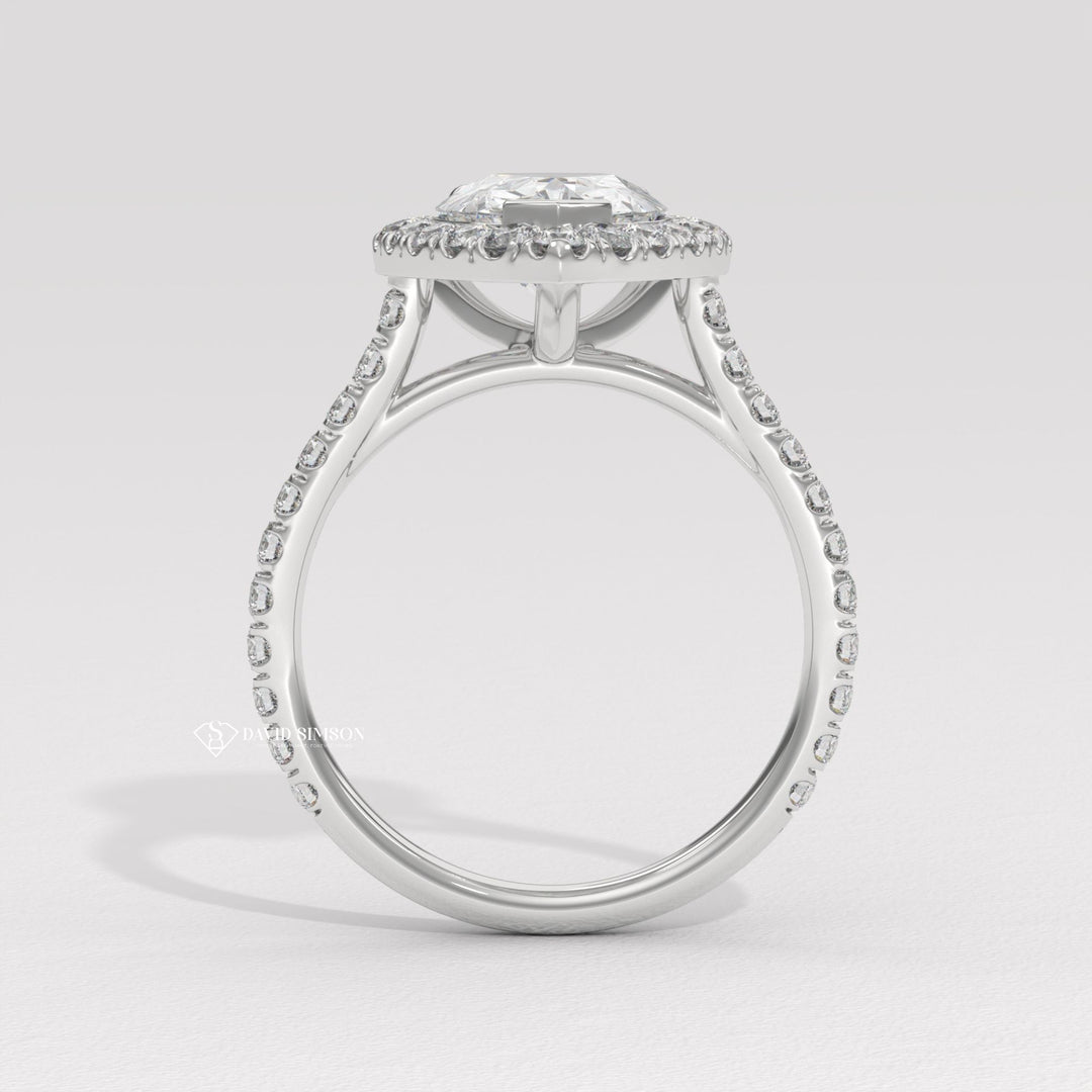Glamorous engagement ring, Sophisticated engagement ring, Trendy engagement ring, Fashionable engagement ring, Versatile engagement ring, Ethical engagement ring, 