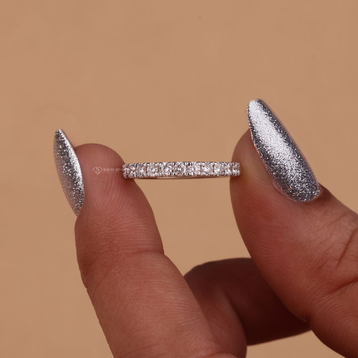 Round Cut Moissanite
Full Eternity Band
Moissanite Wedding Band