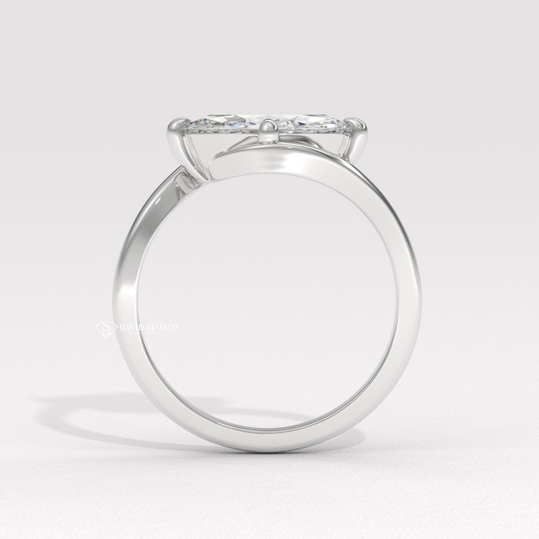 Glamorous engagement ring, Sophisticated engagement ring, Trendy engagement ring, Fashionable engagement ring, Versatile engagement ring, Ethical engagement