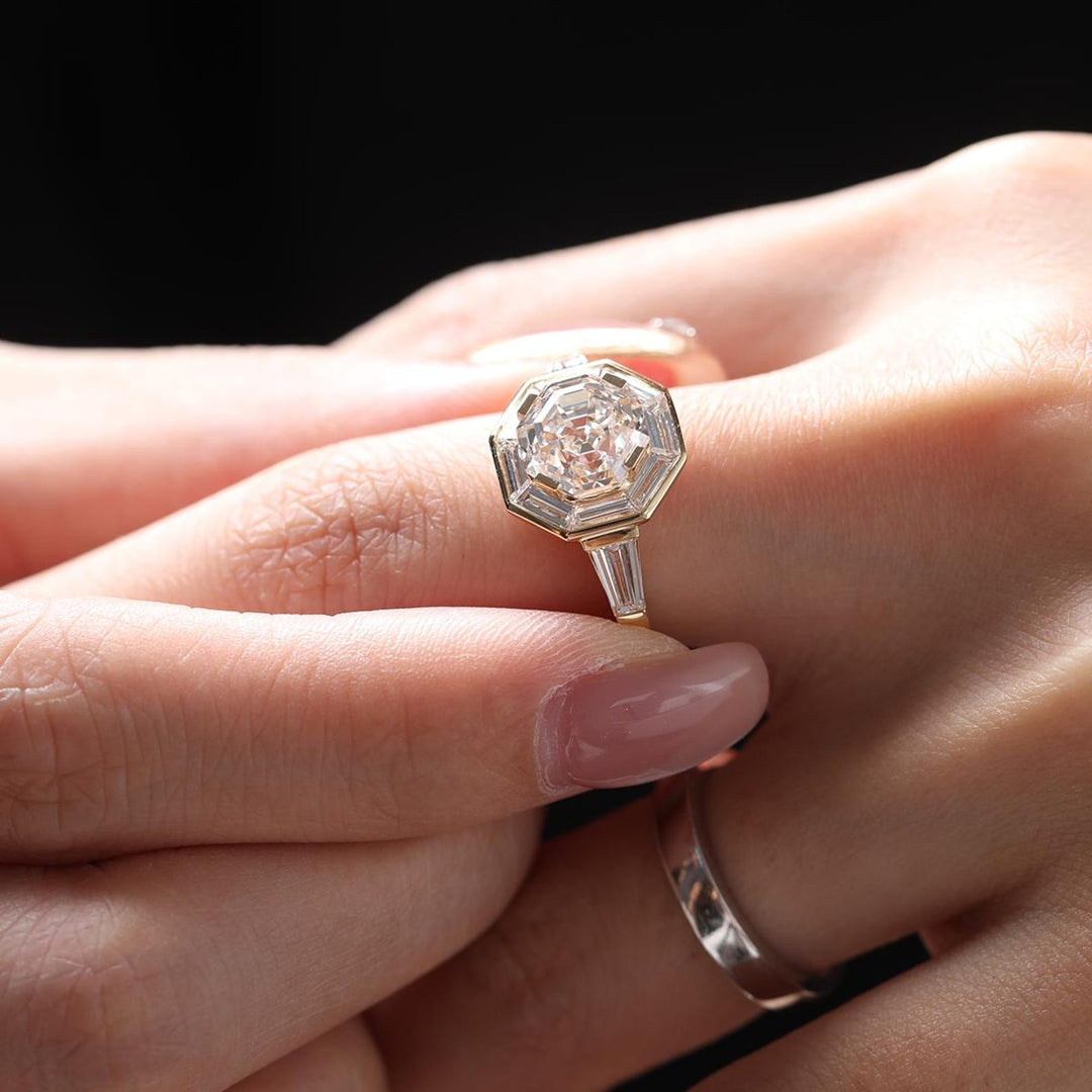 co Friendly Engagement
Alternative Engagement
Hexagon Cut Jewelry
Statement Halo Ring
2.50ct Moissanite
