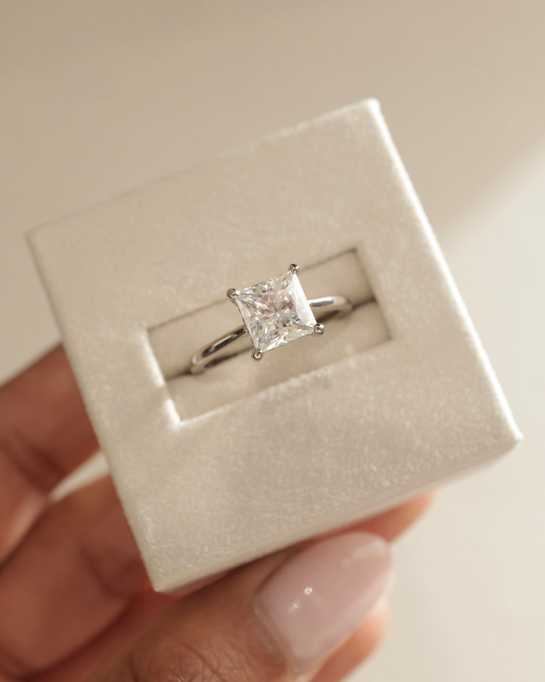 1.50CT-2.50CT Princess Cut Moissanite Hidden Halo Diamond Engagement Ring