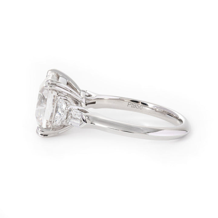 Dainty Vintage Ring
Cushion Anniversary Gift
Affordable Luxury Ring
Handcrafted Bridal Ring
