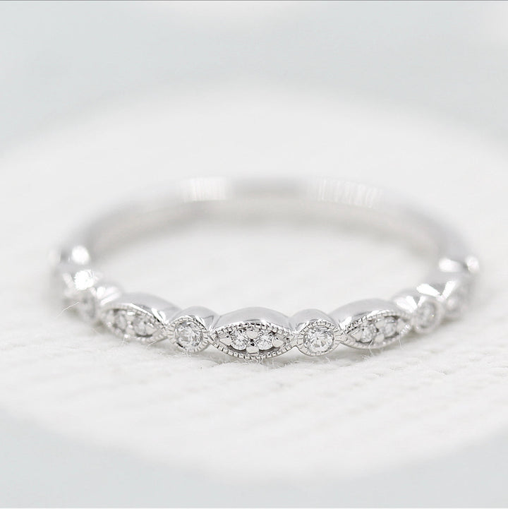 0-15-tcw-round-cut-milgrain-style-moissanite-wedding-band