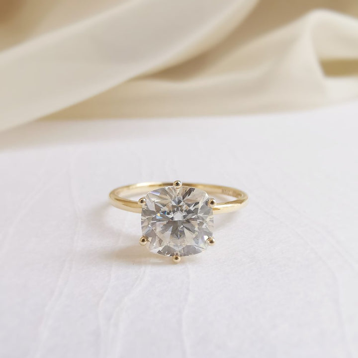 2-0-ct-cushion-shaped-moissanite-solitaire-engagement-ring-2