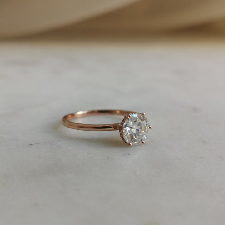 3-0-ct-round-shaped-moissanoite-hidden-halo-engagement-ring