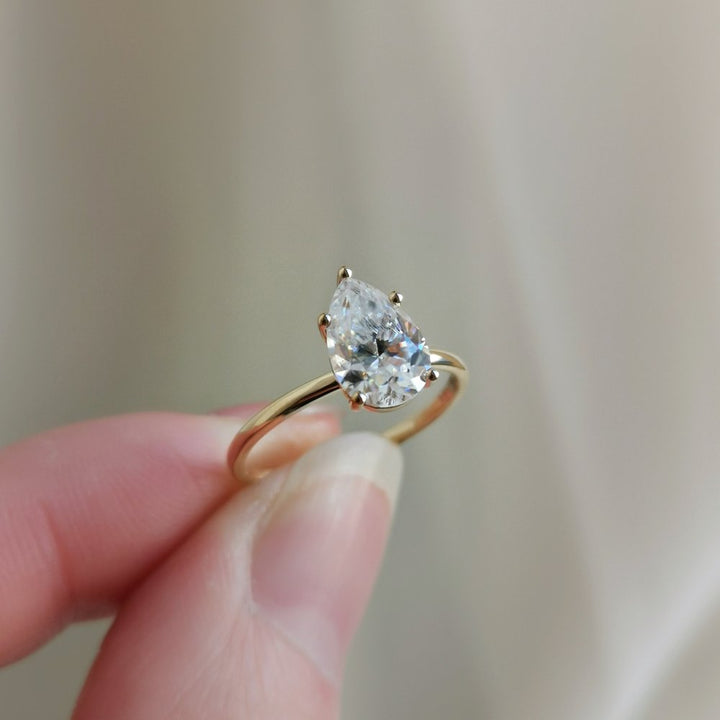 1-36-ct-pear-shaped-moissanite-solitaire-engagement-ring