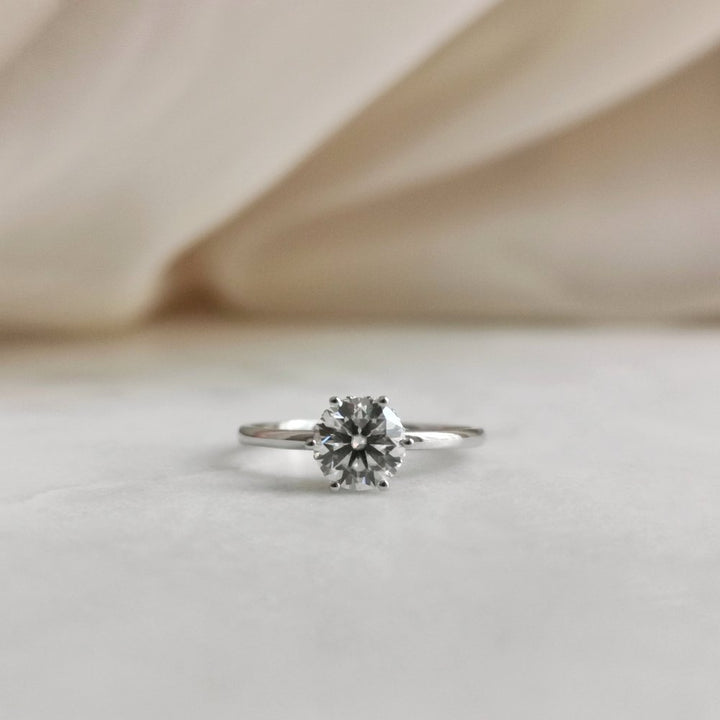 3-0-ct-round-shaped-moissanoite-hidden-halo-engagement-ring