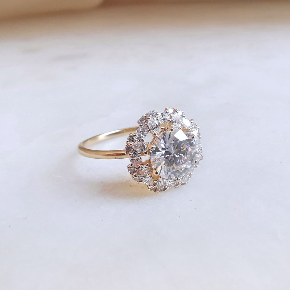 1-0-ct-round-shaped-moissanite-halo-engagement-ring-6