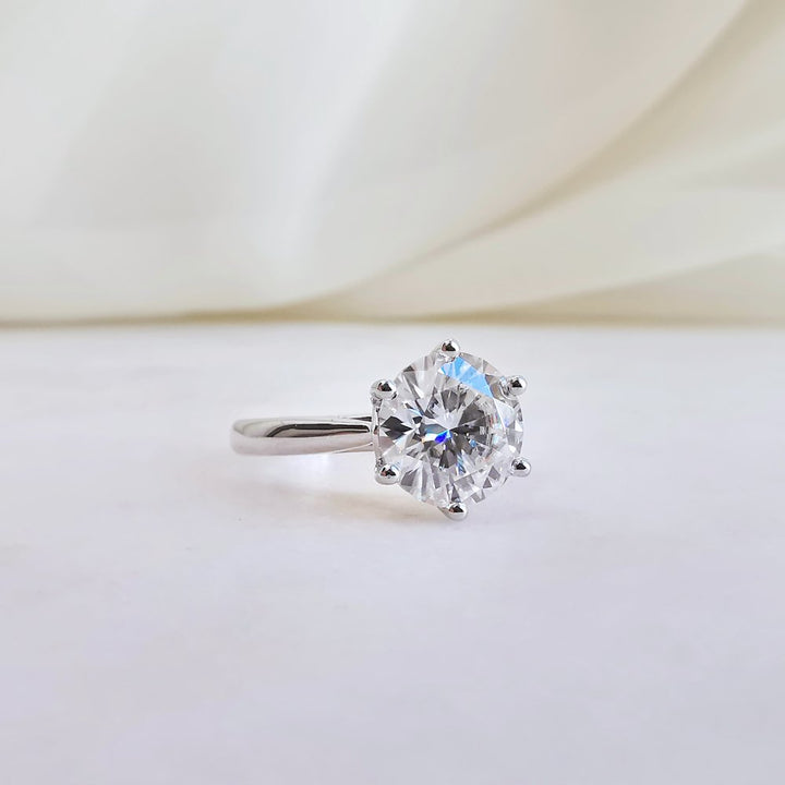 2-50-ct-round-shaped-moissanite-solitaire-engagement-ring