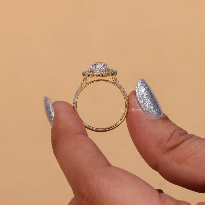 Oval Moissanite Jewelry
Petal Halo Ring
Large Oval Moissanite
Proposal Ring for Her
14k Gold Oval Ring
Moissanite Floral Ring
Handcrafted Engagemen