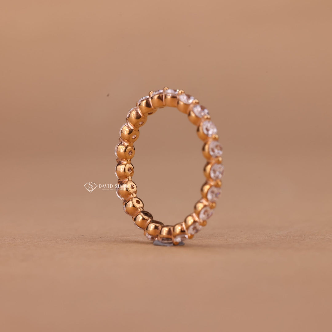 Round Cut Moissanite Diamond Floating Bubble Wedding Band